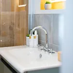 Vakantiehuis Spacious - Contemporary - - Parking